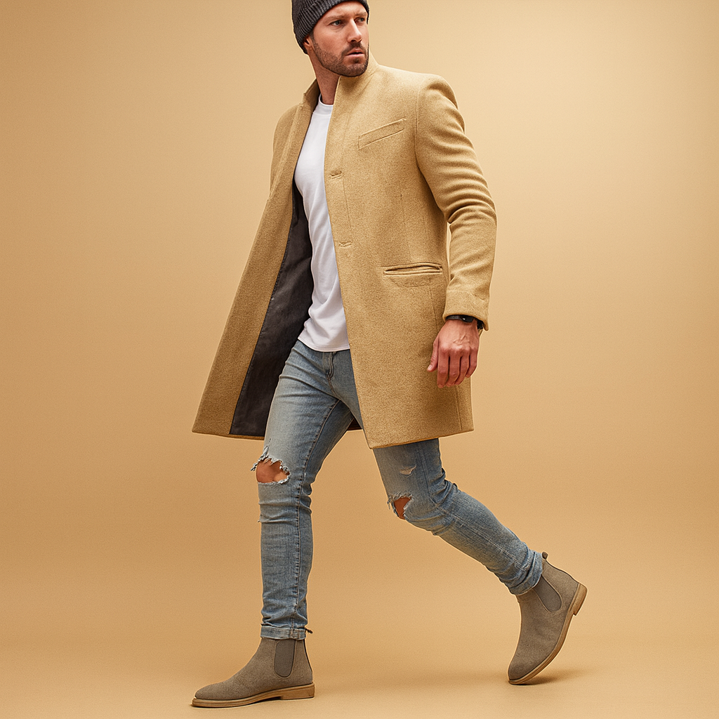 Men’s casual winter coat with a relaxed fit and insulated lining, suitable for everyday wear and leisure during cold autumn and winter days.