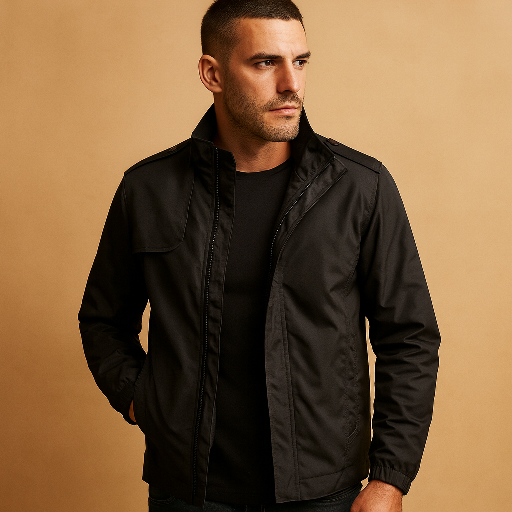 Men’s lightweight summer jacket with a stand collar and practical pockets, suitable for daily wear, city walks, and evening outings.