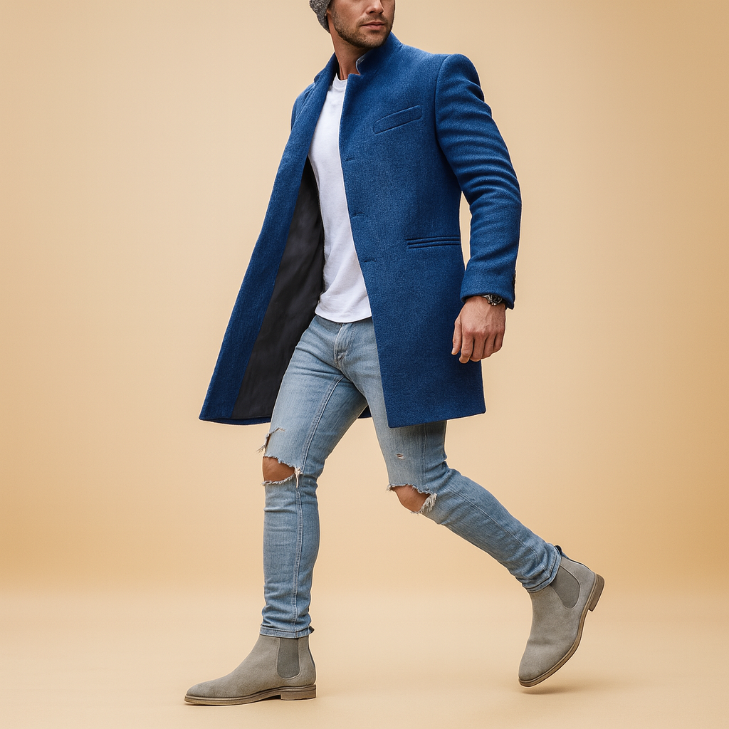 Men’s casual winter coat with a relaxed fit and insulated lining, suitable for everyday wear and leisure during cold autumn and winter days.